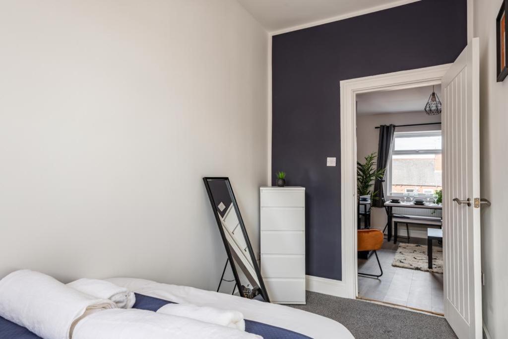 Hopetown Apartment-Modern 2 Bed With Free Parking 노먼턴 외부 사진
